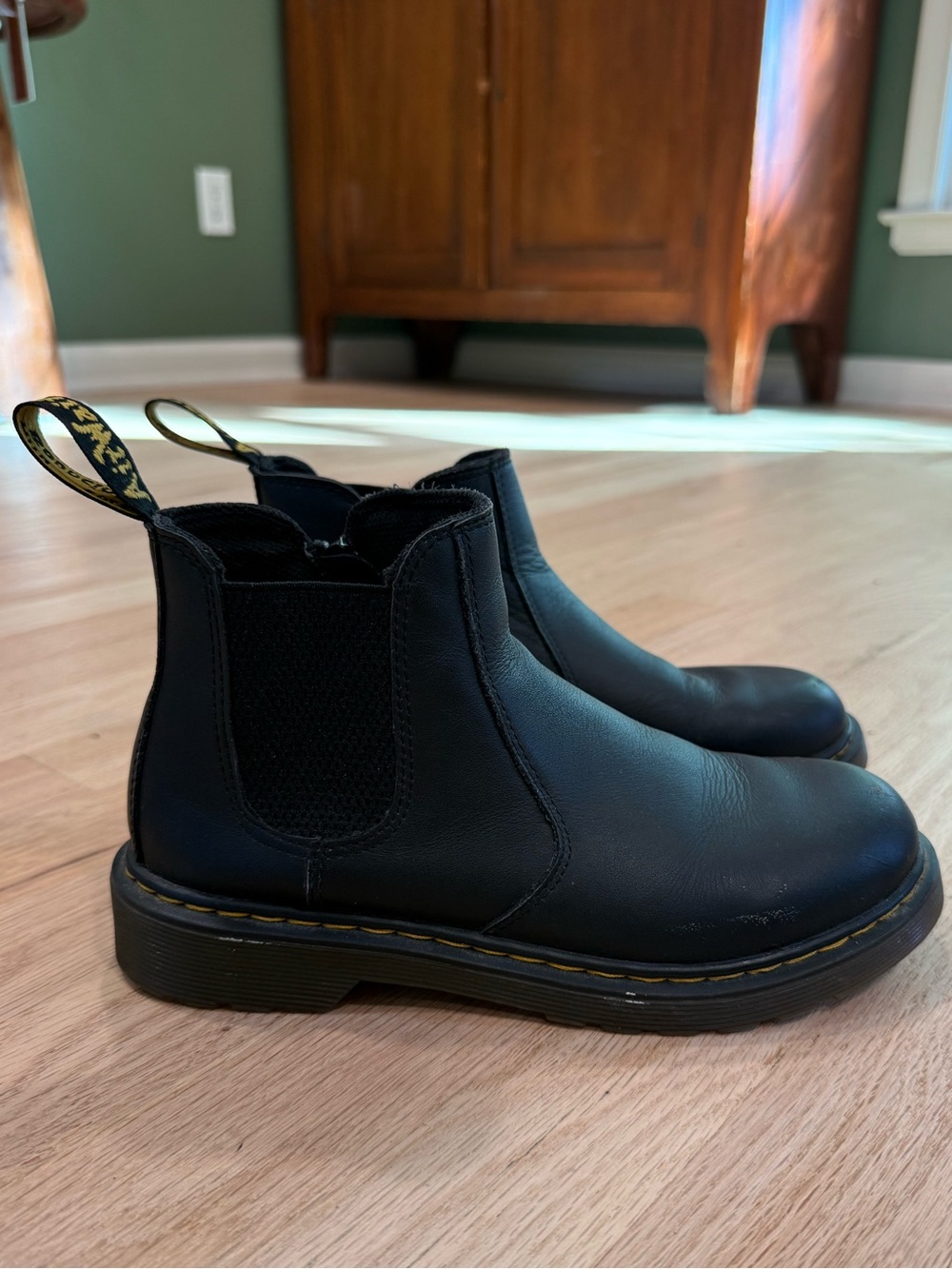 Dr. Martens Chelsea boot
